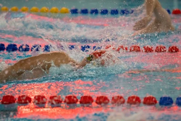 swimming competition pool race